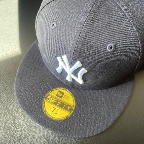 New Era Other - New York Yankee’s Brand NEW Fitted Wool 7 7/8 hat